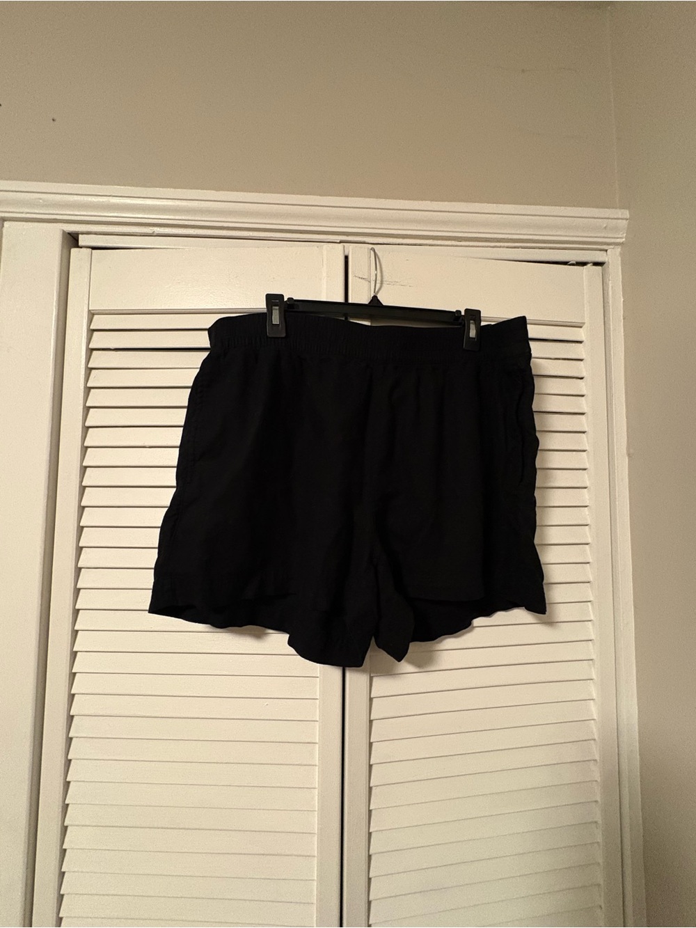 Old Navy Black Linen Elastic-Waist Shorts